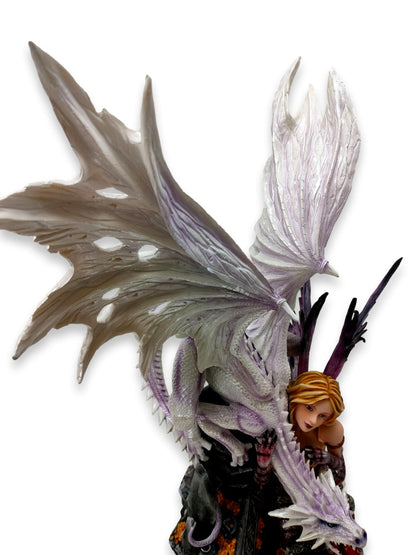 Elf Dragonia mit Drache