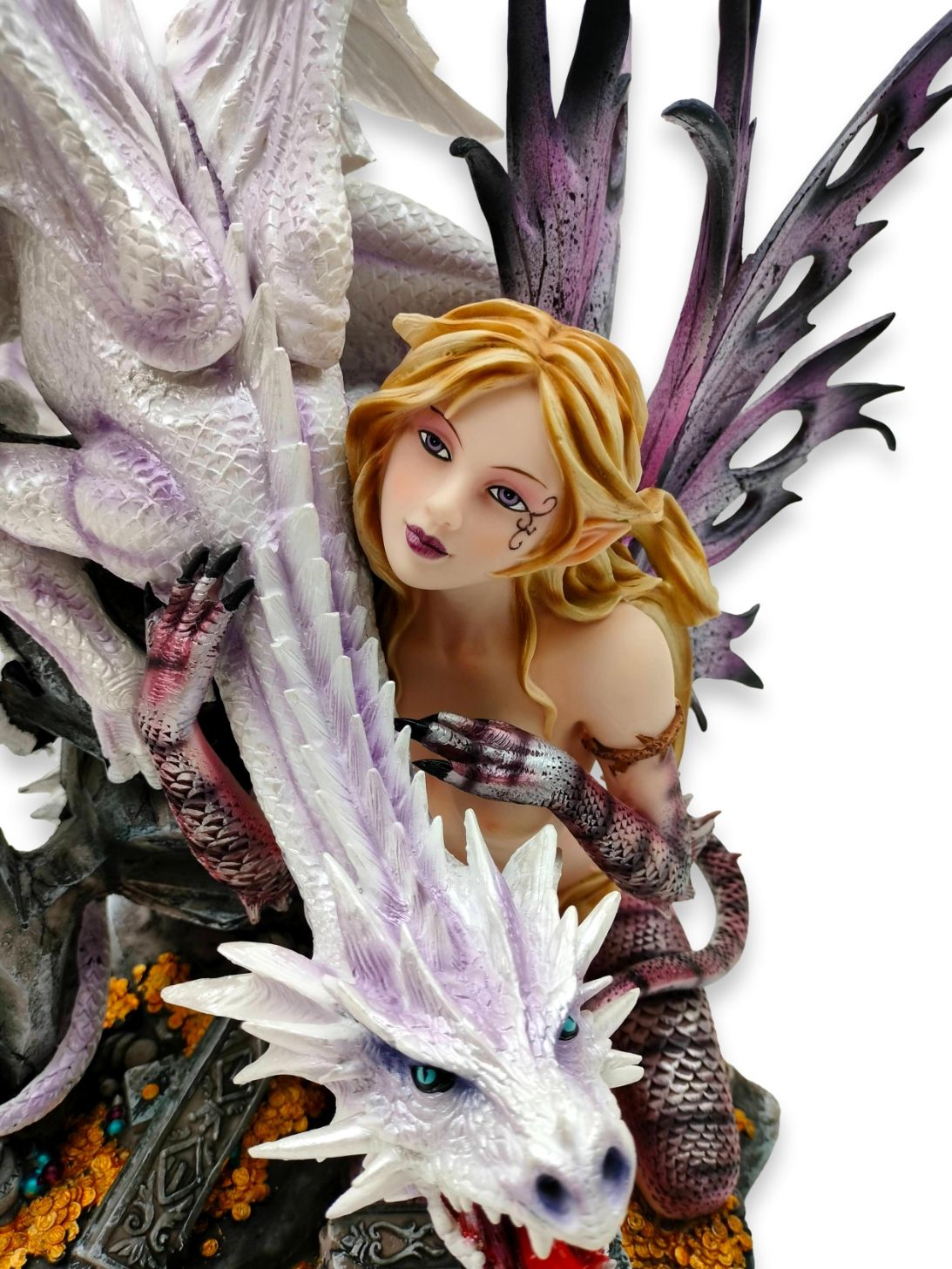 Elf Dragonia mit Drache