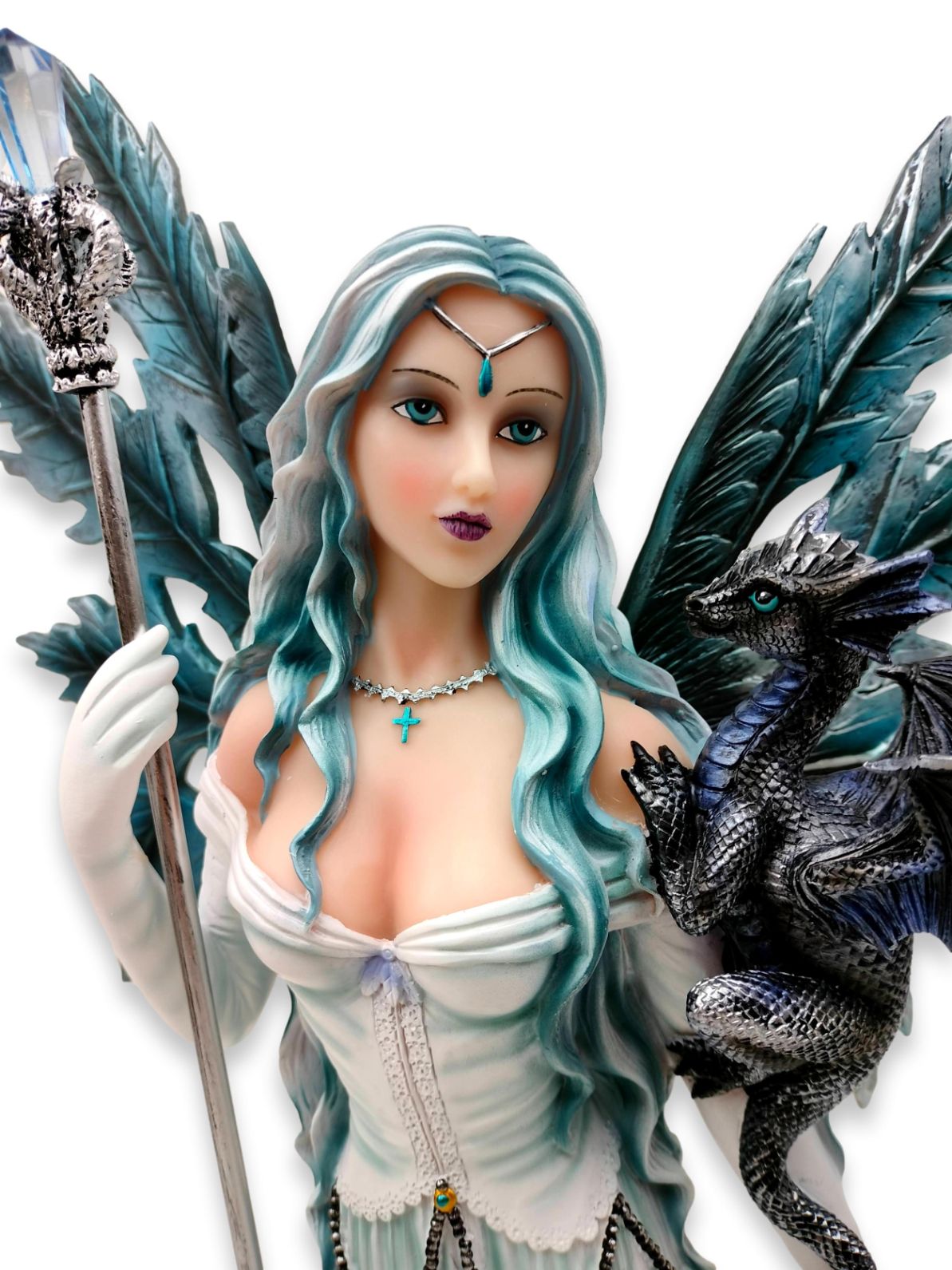 Elf Corcia con su dragón y su bastón