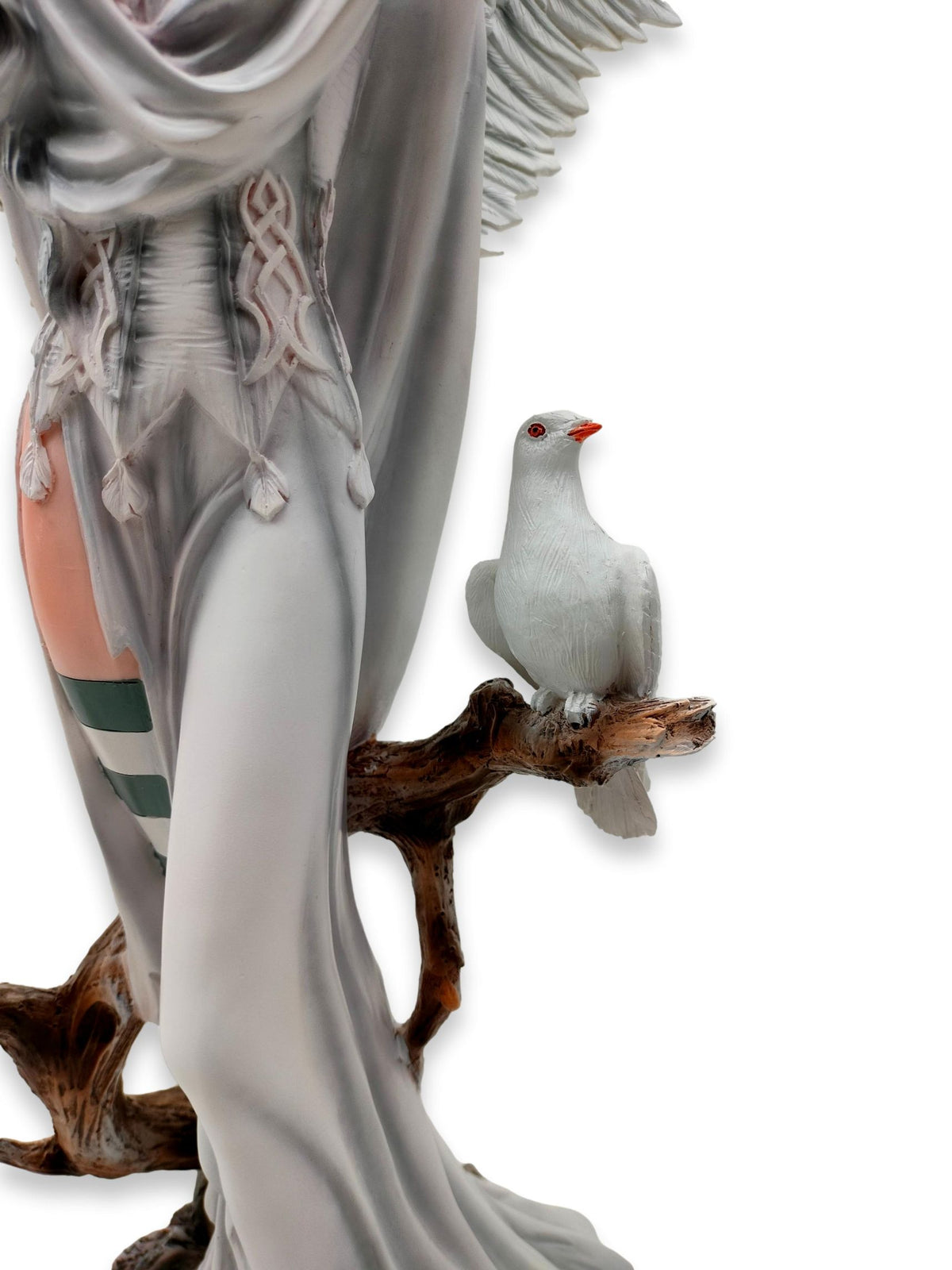 Elf Dovina et ses pigeons