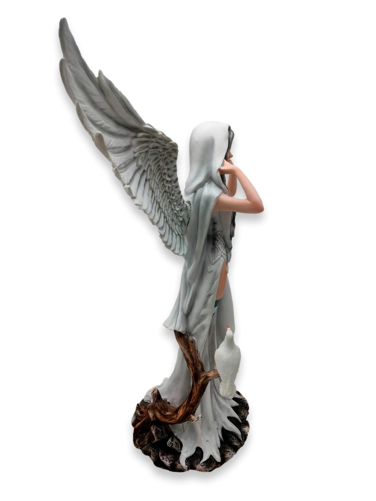 Elf Dovina et ses pigeons