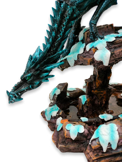 Dragon sauvage sur un rocher