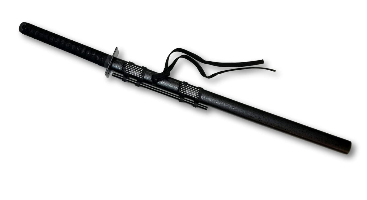 Katana con cerbottana e frecce