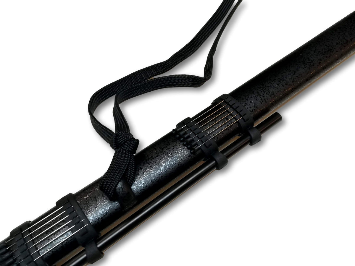 Katana con cerbottana e frecce