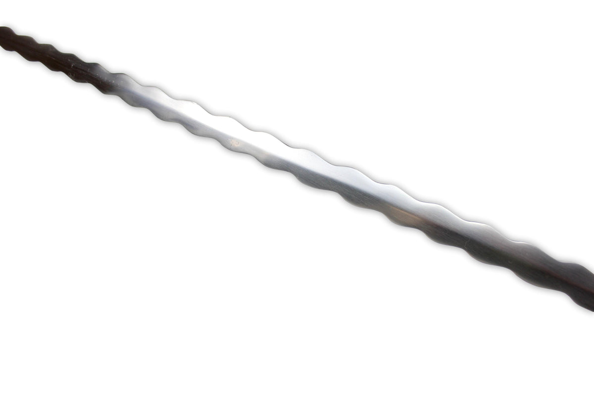 Rapier mit Flamberge oder Flammenklinge